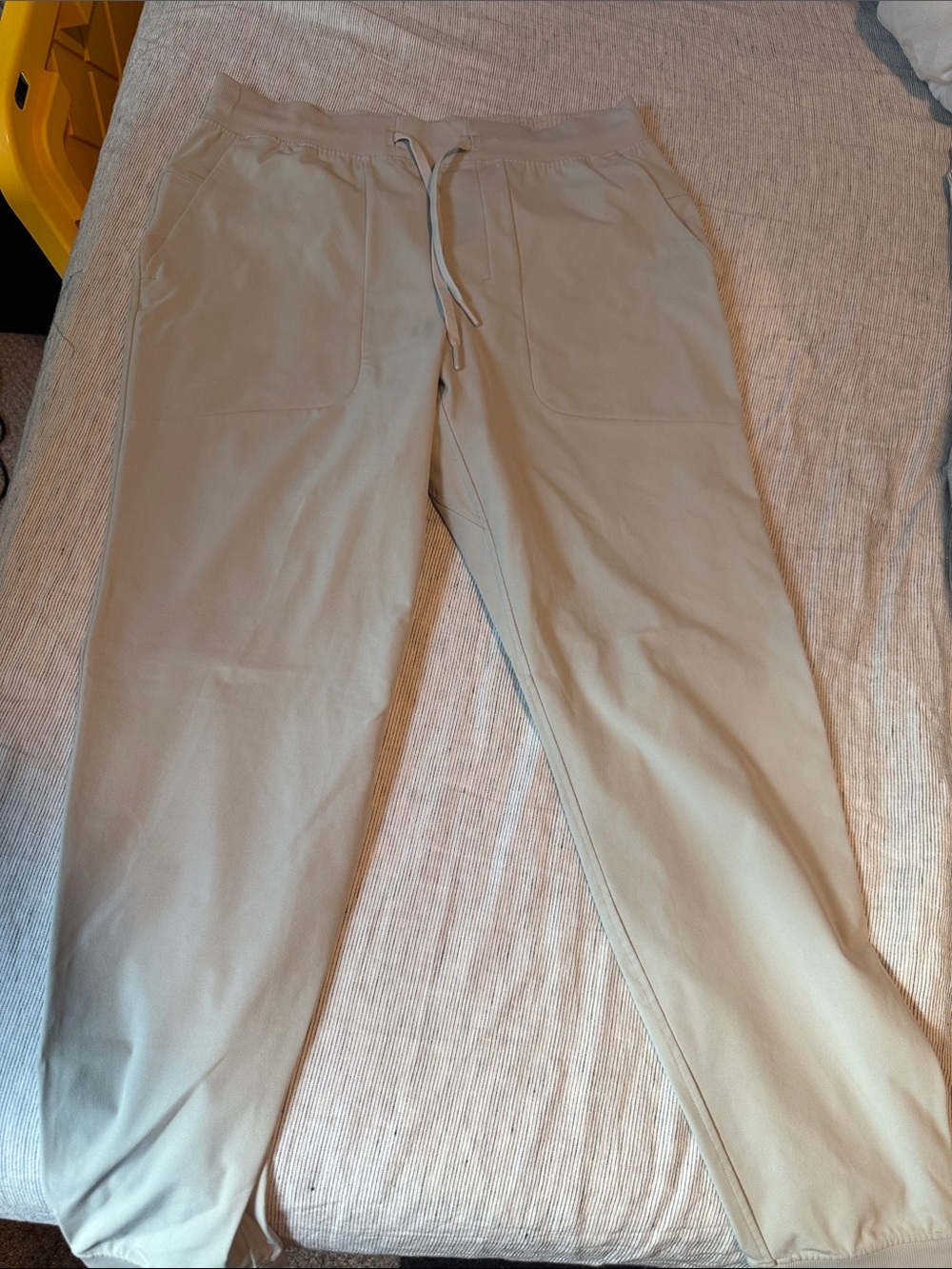 Lululemon Men’s ABC Jogger Size L